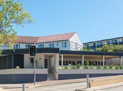 Seabreeze Hotel