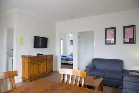 Sundowner Cabin And Tourist Park - Whitsundays Tourism 11