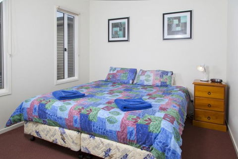 Sundowner Cabin And Tourist Park - Whitsundays Tourism 12