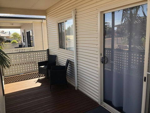 Sundowner Cabin And Tourist Park - Whitsundays Tourism 3