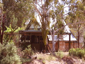 Mount Remarkable Cottage - Kingaroy Accommodation 0