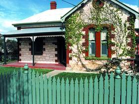 Naracoorte Cottages - Smith Street Villa - Accommodation Nelson Bay 0