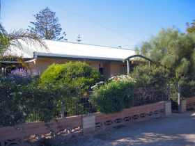 Smoky Bay Seaside Cottage - Accommodation Perth 0