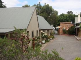 Zorros Of Hahndorf - WA Accommodation 0