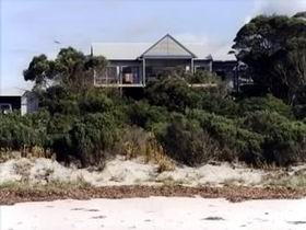 The Deck - Accommodation Yamba 0