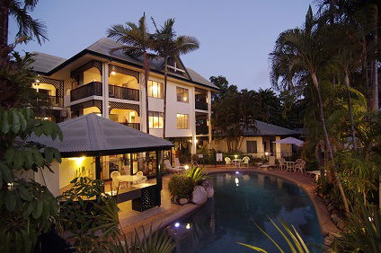 The Port Douglas Queenslander - YWait Travel 3