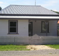 Strahan Quality Cottages - Wagga Wagga Accommodation
