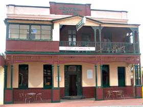 Central Hotel, Zeehan - Accommodation Noosa 0