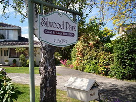 Silwood Park Holiday Unit - Accommodation Perth 0