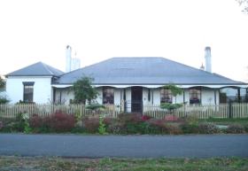 Ivy On Glenelg - Accommodation Directory 0