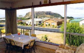 Fred's Place - Townsville Tourism 0
