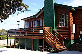Cedar Cottages Blackmans Bay - Mackay Tourism 0