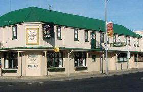 New Norfolk Hotel - Whitsundays Tourism 0