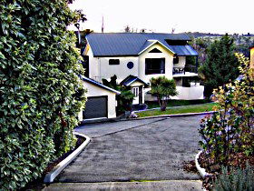 Launceston Bed And Breakfast Retreat - Holiday Jervis Bay 0