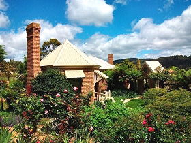 Moving Image Boutique Guest House - Accommodation Brisbane 0