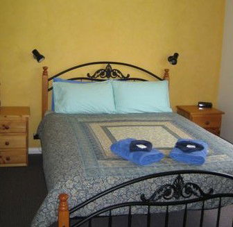 Inala Country Accommodation - Accommodation Broken Hill 3