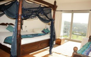 Arjuna Ridge Retreat - Accommodation Australia 1