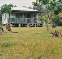 Berringer Lake Holiday Cottages - Holiday Melbourne