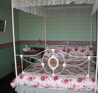Berry Mountain Farm Mullengrove Cottage - WA Accommodation