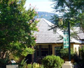 Retrospect Bed And Breakfast - Sunshine Coast Guide 0