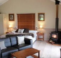 Maleny Luxury Cottages - Broome Tourism