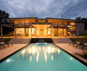 Cuttagee - Townsville Tourism 0