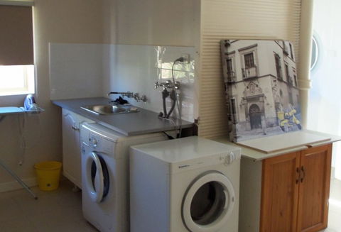 Apartment 2 On Oxide - Mount Gambier Accommodation 3