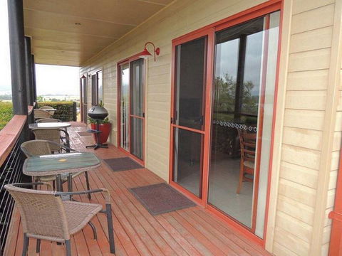 Avon View Stays - YWait Travel 0