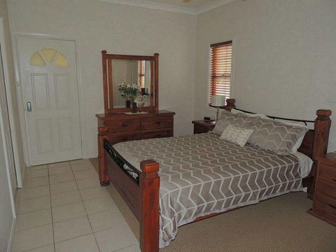 Avon View Stays - YWait Travel 1