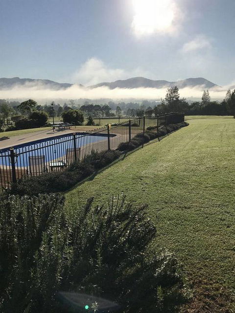 Avon View Stays - YWait Travel 4