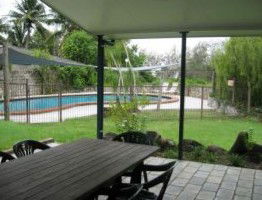 Bucasia Beach House - Townsville Tourism 1