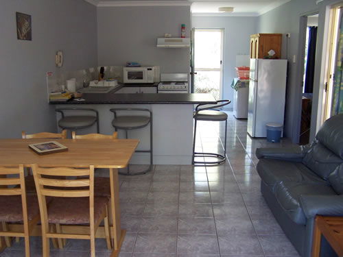 Palm Valley Motel And Self Contained Holiday Units - thumb 2