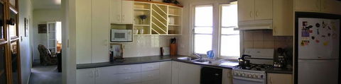 Hope Cottage Country Retreat At Assmanshausen Winery - YWait Travel 2