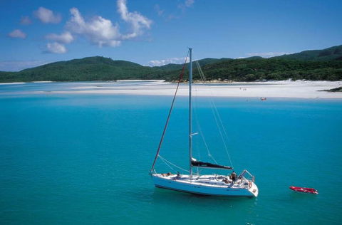 Whitsunday Holidays - YWait Travel 3