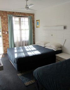 Surf Street Motel - YWait Travel 0