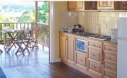 Blue House Family Accommodation - YWait Travel 4