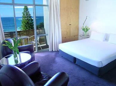 Hotel Dive - Carnarvon Accommodation 0