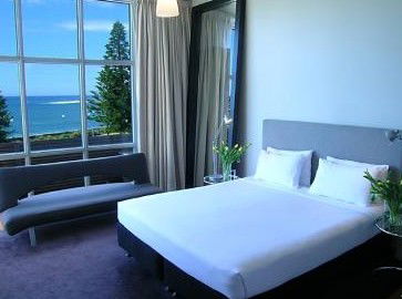 Hotel Dive - Carnarvon Accommodation 1