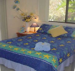 Lakeview Cottage - Casino Accommodation 4