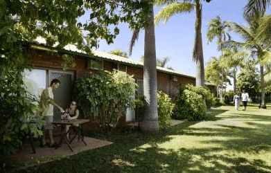Bayside Holiday Apartments - Carnarvon Accommodation 0