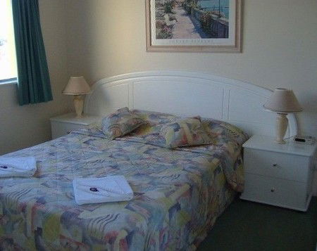 Fairseas Apartments - thumb 3