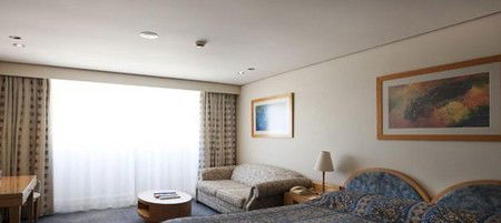 Coogee Sands Hotel And Apartments On The Beach - Holiday Sydney 0