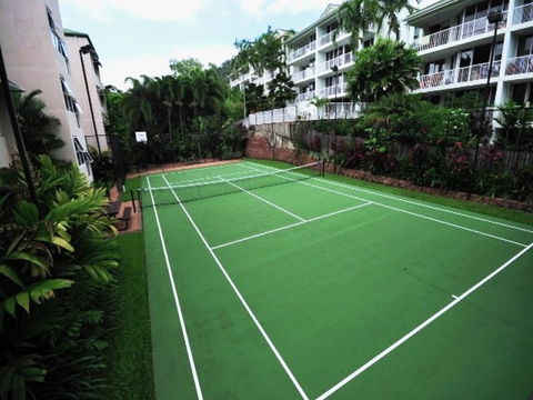 On The Beach Holiday Apartments - Carnarvon Accommodation 7
