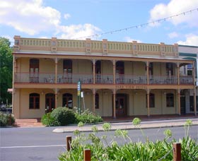 Parkview Hotel Orange - YWait Travel 0