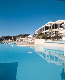 Absolute Beachfront Opal Cove Resort - Accommodation Broken Hill 0