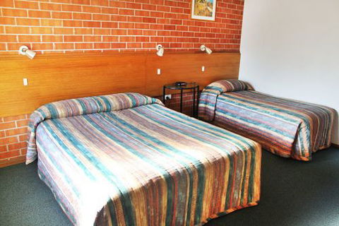 Catalina Motel Lake Macquarie - Casino Accommodation 5