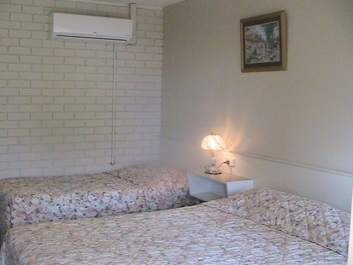 Elingamite North VIC Accommodation Australia