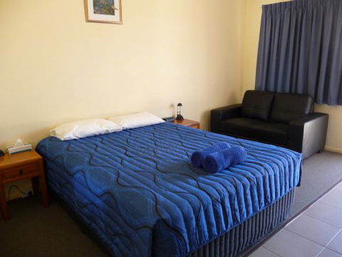 Moura Motel - Accommodation Find 0