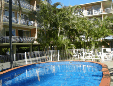 Sunset Court Holiday Apartments - Carnarvon Accommodation 0