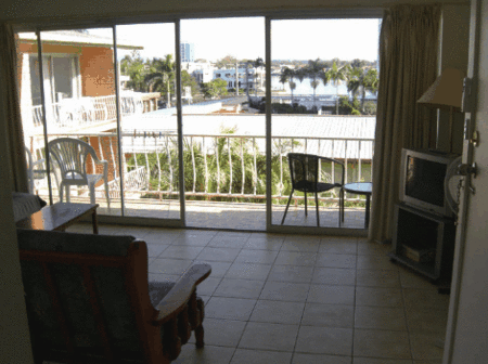 Sunset Court Holiday Apartments - Carnarvon Accommodation 4